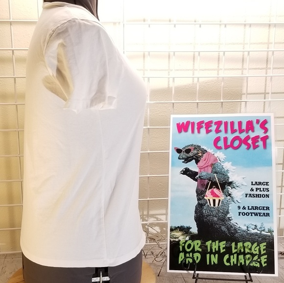 MCCC Sportsware Lucky To Live in America Tee - Picture 3 of 6